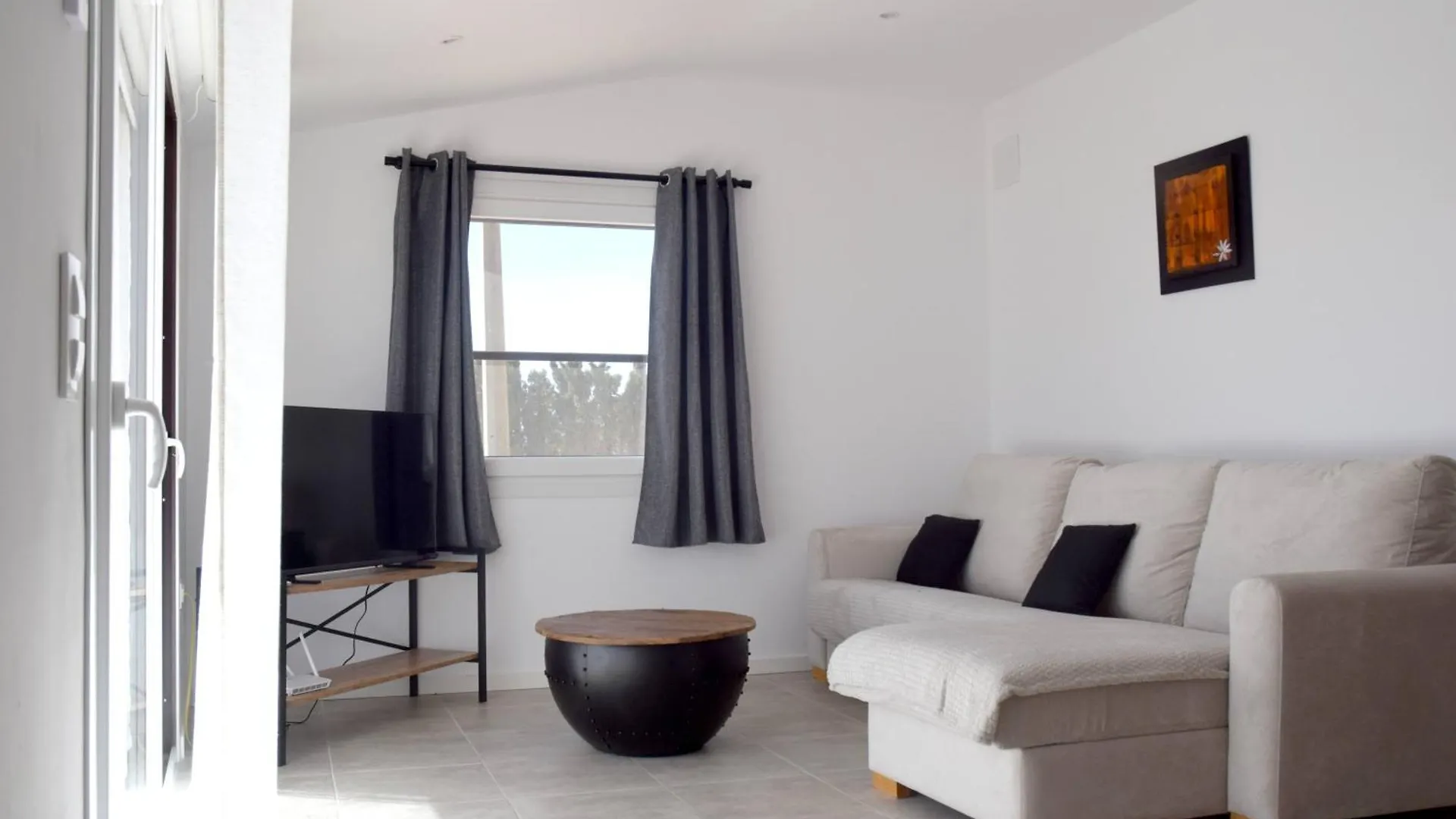 Maison Rouergue 4 A 6 Pers Avec Piscine Partagee Palau-Saverdera 0*,  Spanyolország